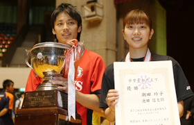 ペア結成からわずか半年で初優勝を果たした混合ダブルス 池田信太郎・潮田玲子（三洋電機）組