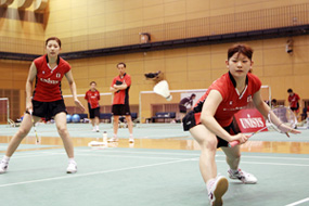 日本リーグに向けた女子ダブルスの練習